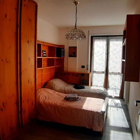 Appartements Le-Z-Aravi-Orazio อาออสตา ภายนอก รูปภาพ