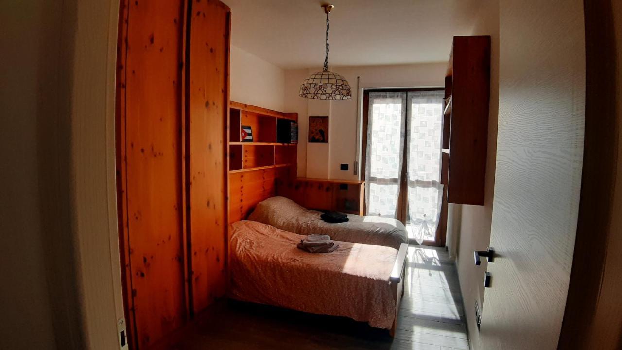 Appartements Le-Z-Aravi-Orazio อาออสตา ภายนอก รูปภาพ