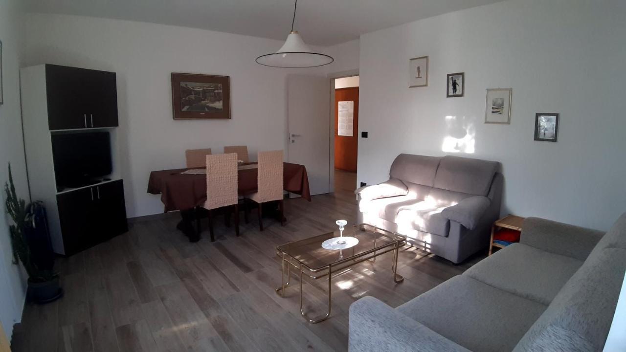 Appartements Le-Z-Aravi-Orazio อาออสตา ภายนอก รูปภาพ